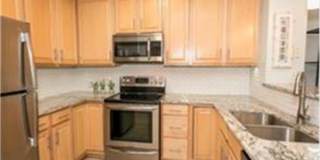 575 N 1st Street Gallery 3