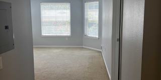 555 10th Street Gallery 3