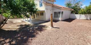Gorgeous 4 Bedroom corner lot home Gallery 48