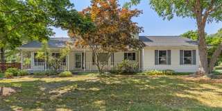 Spacious 4 Bedroom / 2.5 Bath Home with Byron Center Schools Gallery 1