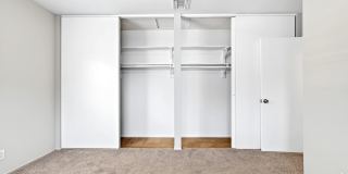 4913 Premiere Avenue Gallery 26