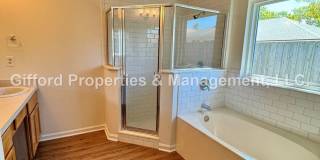 Beautiful 4 Bedroom / 2 Bathroom Harbor Winds Home w/ Solar Panels Gallery 14