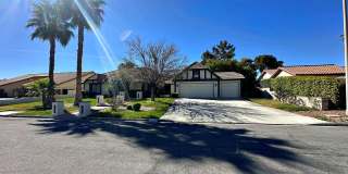 Green Valley Luxury Single Story: Pool, Putting Green, 4 Bedrooms, SOLAR! Gallery 1