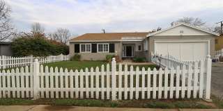 Charming 3BR/2BA in Encino Gallery 1