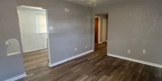 3010 Line Avenue Gallery 4