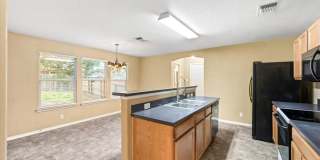 5519 Tomas Cir Gallery 7