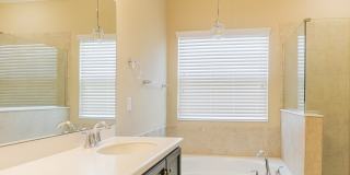 10104 Bedford Lakes Court Gallery 15