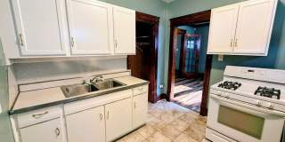 Beautiful 3 bedroom home on corner lot with garage - Canton NW Beautiful 3 bedroom home on corner lot with garage - Canton NW Gallery 5