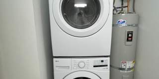 Rooming unit - ROOM for RENT with shared living spaces. WWU Students Welcome! Gallery 25