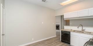 BEAUTIFULLY UPDATED 3-BEDROOM HOME IN TIMBER RIDGE Gallery 12