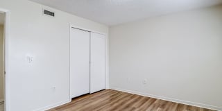 4102 E Humphrey St Gallery 10