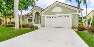 8549 S Lake Circle Gallery 1