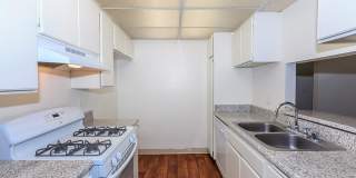 Carlyle Square Apartment Homes Gallery 12