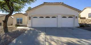3 BR/2BA | Newly Renovated Single Family Home | 3-Car Garage | Private backyard Gallery 1