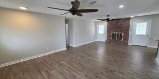 Updated 3 BR|2 BA Home Near TAFB! Updated 3 BR|2 BA Home Near TAFB! Gallery 9