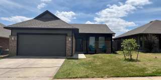 A Very Beautiful and Spacious 3 Bedroom 2 Bath in Yukon Gallery 1