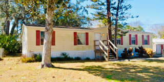 3 Bed 2 Bathroom Single Family Gallery 1