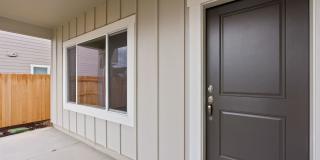 4 bedroom home in desirable neighborhood Gallery 6