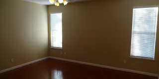 SINGLE STORY, 3 BEDROOM, 2 BATH, 2.5 CAR GARAGE, IN GATED COMMUNITY! Gallery 18