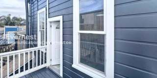 905 Pine Street Gallery 16
