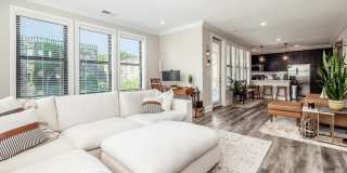 The Hub Short North Gallery 37