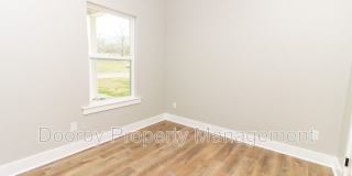 905 W 39th St - A Gallery 8