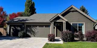 3 Bedroom, 2 Bathroom Home - Located in Pheasant Run! Gallery 1
