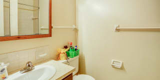 Williamsburg on The Lake Apartments of Valparaiso Gallery 12