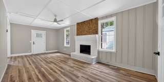 Renovated & Move-In Ready Ranch in Rosewood! Gallery 4
