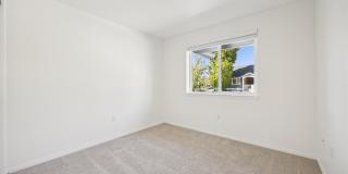 Crestbrook Gallery 25