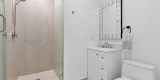 547 NE 59th St Gallery 29