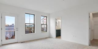 This stunning luxury 2-story condo has 3 beds & 2.5 baths with over 1500 sq ft of living space. Gallery 22