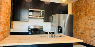 3 Bedroom 2.5 Bath Just Steps from Franklin Park!! 3 Bedroom 2.5 Bath Just Steps from Franklin Park!! Gallery 9