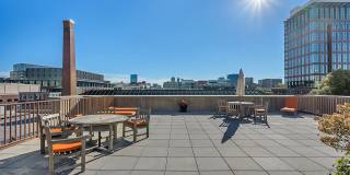 17 Otis St Gallery 22