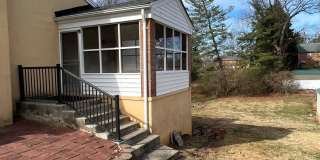 Charming 3 bedroom house Gallery 17