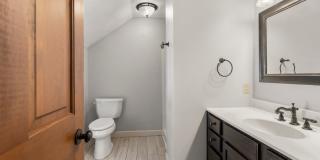 4 Bedroom House in Appleton Gallery 20