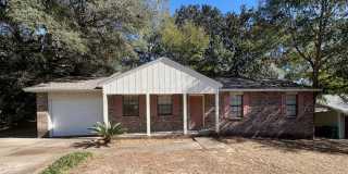 Updated Niceville Home on a Quiet Cul-de-Sac! Gallery 1
