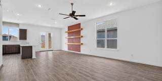 620 Godley Gallery 6