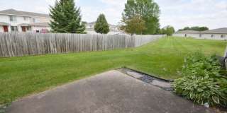 Hard to find end unit townhome with 2 car garage! Gallery 16