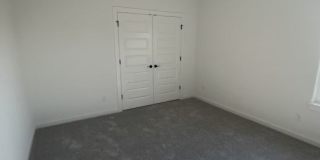 5837 Lavender Avenue Gallery 7