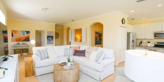 2/2 BEAUTIFUL COACH HOME ** SPANISH WELLS GOLF AND COUNTRY CLUB COMMUNITY  ** COMMUNITY POOLS ** Gallery 3