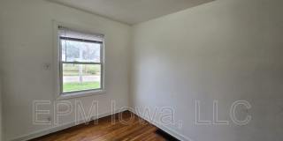 269 Madison Street Gallery 9