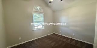 Ranch in Lee's Summit For Lease - Crisp, Clean and New! Gallery 14