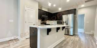 Great Location! 3-Story Townhome with Guest Suite, Loft & 1-Car Garage in Chapel Run – Available September 7th! Gallery 12