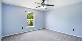 Freshly Painted 4BR Home with Large Backyard – Minutes to I-75 Gallery 14
