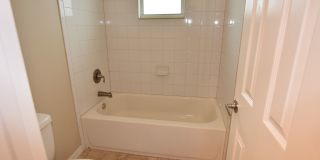 Single Family Home 4 Bedroom 2.5 Bath, 2 car garage for rent at 527 Bristol Cir, Kissimmee, FL 34758 Gallery 27