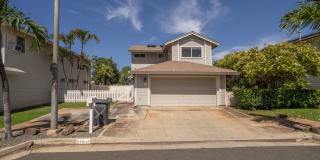 3BR 2.5BA w/2-CAR GARAGE  3 CAR DRIVEWAY PARKING, and 24 SOLAR PANELS IN MAILI KAI Gallery 1