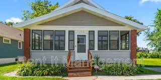 2820 N 19 Ave Gallery 1