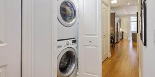 1031 W Monroe St Gallery 13