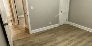 Discover comfort and convenience in a prime Columbia location! Gallery 8